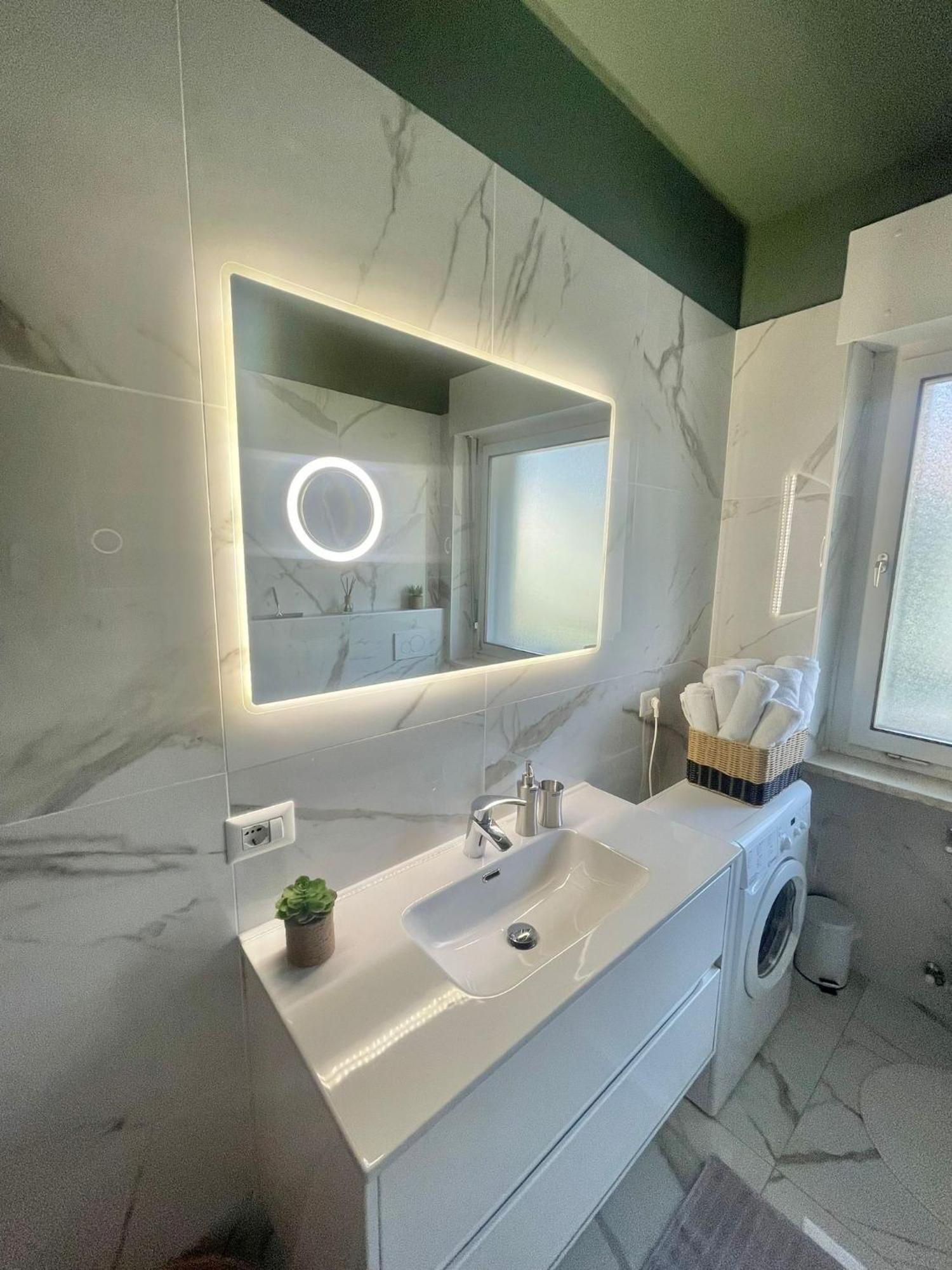 Residenza Xxx Aprile Appartement Meran Buitenkant foto